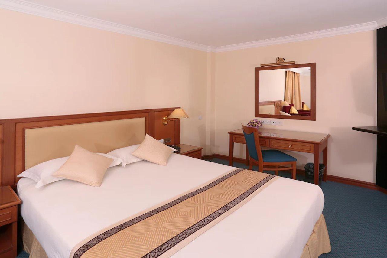 Hotel Santosa Malang Luaran gambar