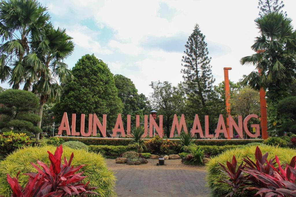 Hotel Santosa Malang Luaran gambar