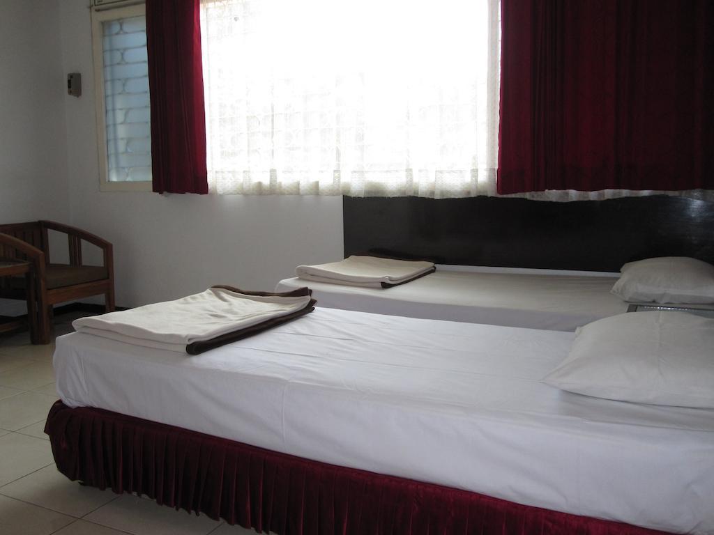 Hotel Santosa Malang Bilik gambar