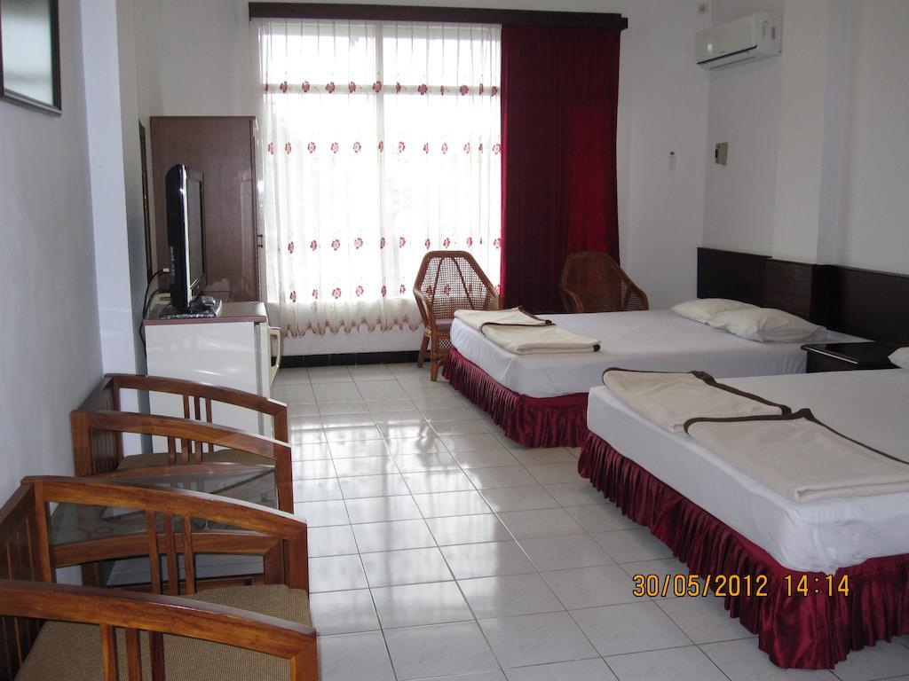 Hotel Santosa Malang Bilik gambar